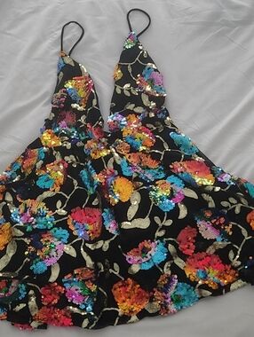 WOW Lucy in the Sky Skylar Sequined Mini Dress In Multicolor Club Party Size L